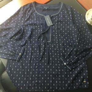 NWT Tommy Hilfiger size med shirt